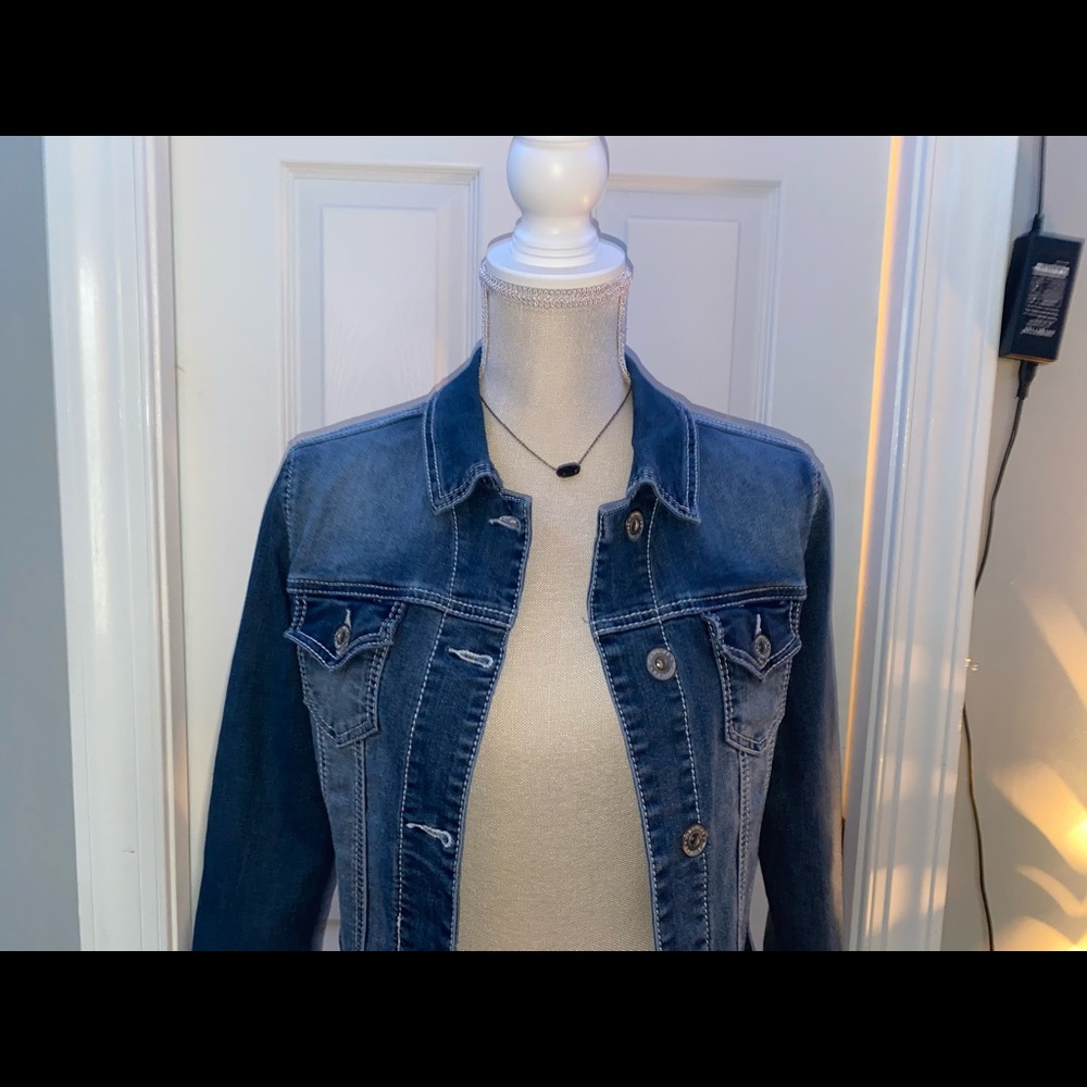 🌞BUNDLE 3 things & get 30% off!🌞 Maurice’s